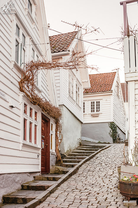 Old Stavanger (HvE-20160225-5470-HDR)